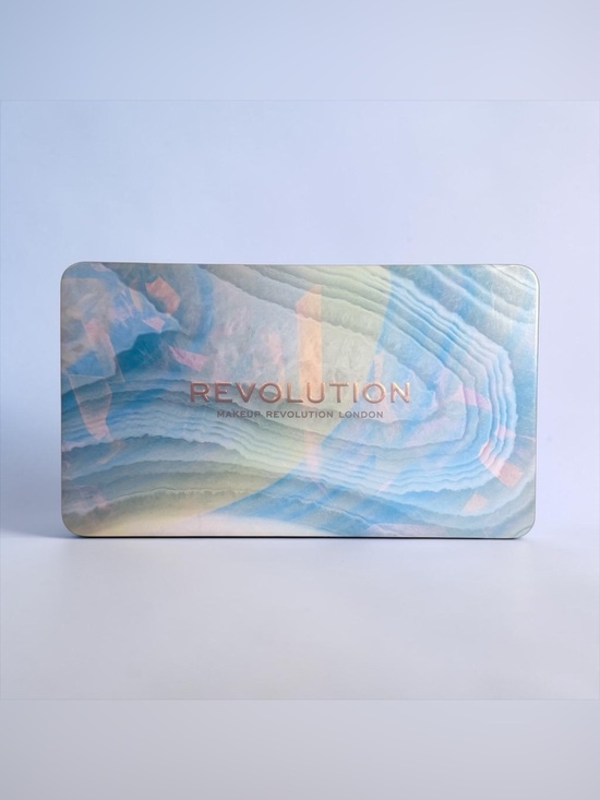 Makeup Revolution Other - 🩶MAKEUP REVOLUTION🩶Forever Flawless Aventurine 18 Shade Eyeshadow Palette/NIP
